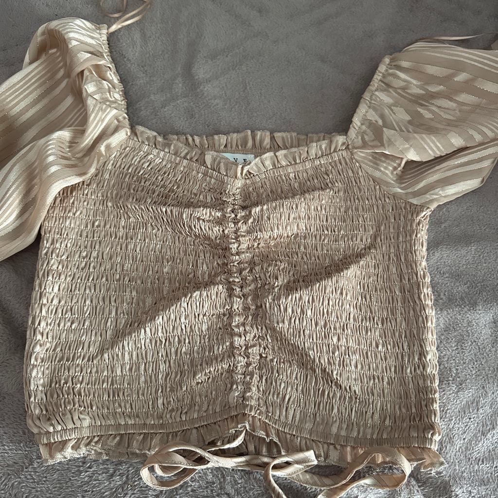 Long Sleeve Cropped Blouse